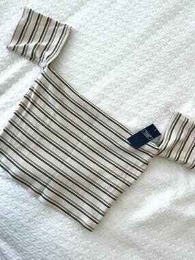 NWT Abercrombie & Fitch - Baby Tee Cropped - Striped - Size Large